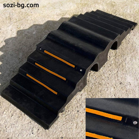 KAB-PRO-M-20 Rubber Hose Bridge Ramp – 20 Ton Load Capacity