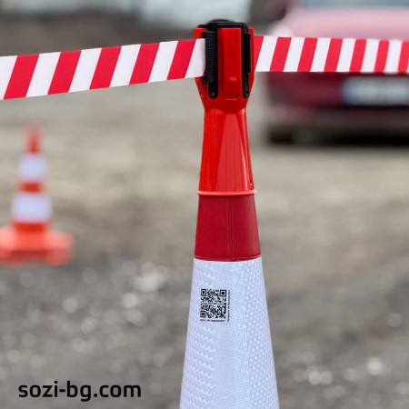 KON08 – Cone Topper with 3m Retractable Red-White Belt